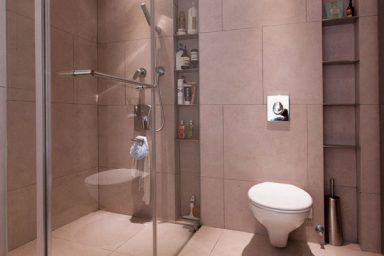 Modern Bathroom Design with Mirrors Wall Ideas