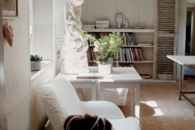 Vintage Interior Design with Book Storage