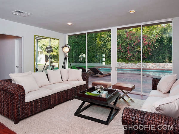 Family Room Design Ideas with Rattan Chairs