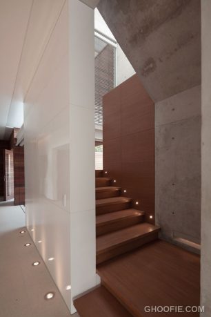 Modern Minimalist House Design with Wooden Staircase